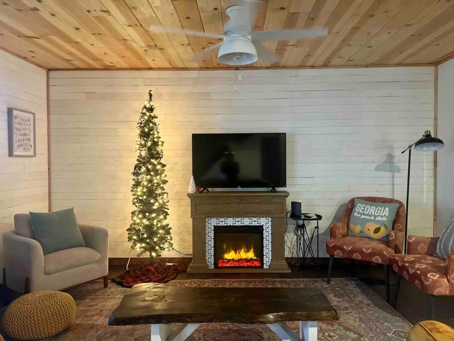 Close To Lake Blue Ridge, Hot Tub, Swing Beds Morganton Exterior foto
